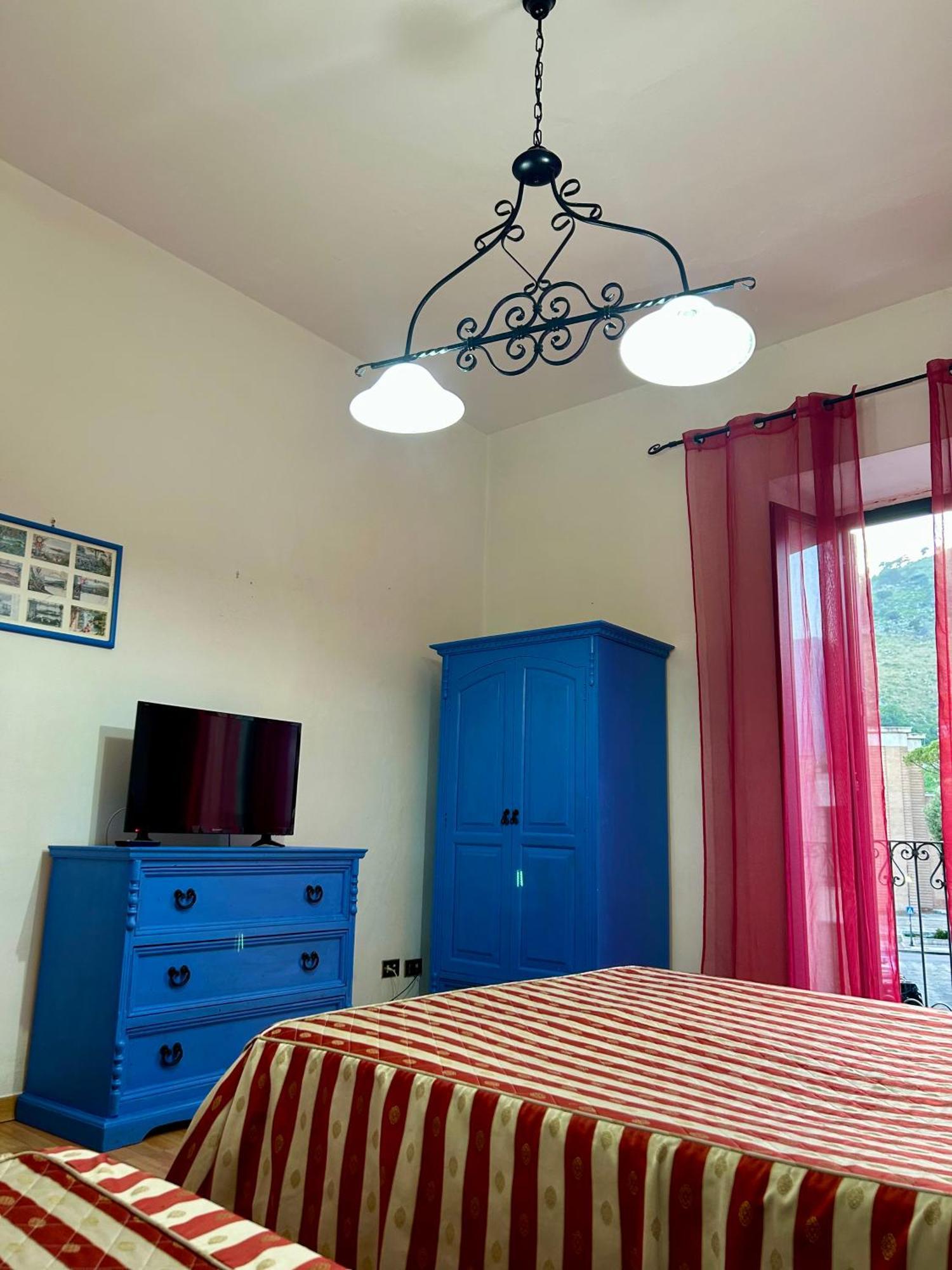 Holiday House Ginevra Formia Exteriér fotografie